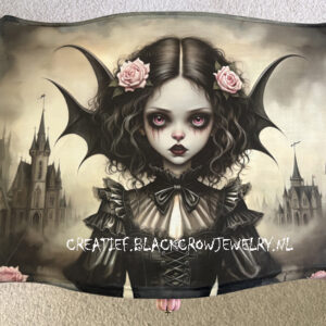 Hoge tafel met lade Gothic girl
