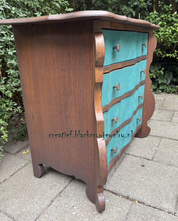 antiek kastje restyled - Afbeelding 2